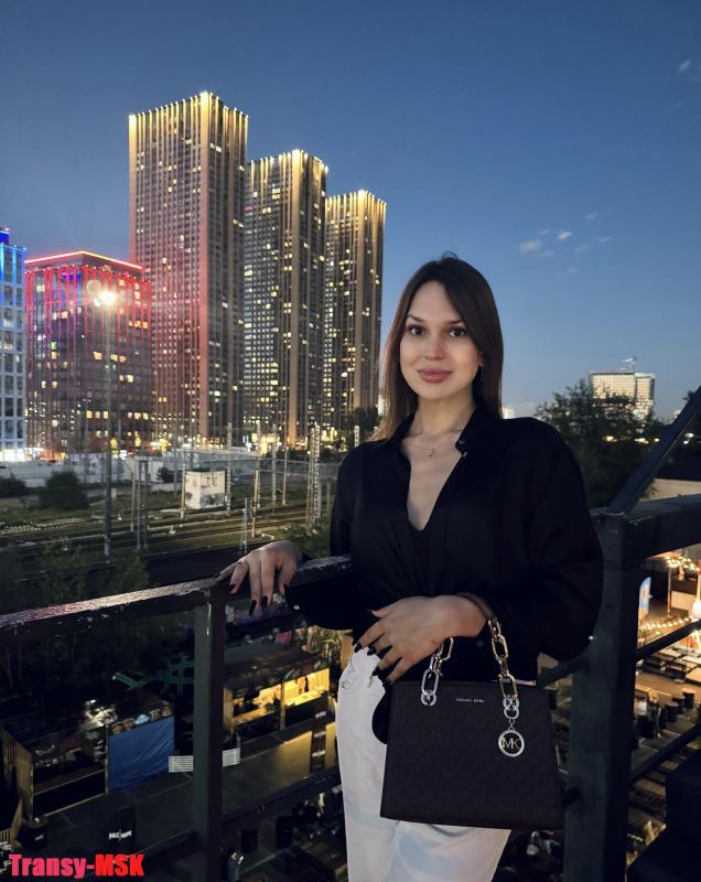 Әйелі күйеуінің көзінше алдайды (Русский порно)